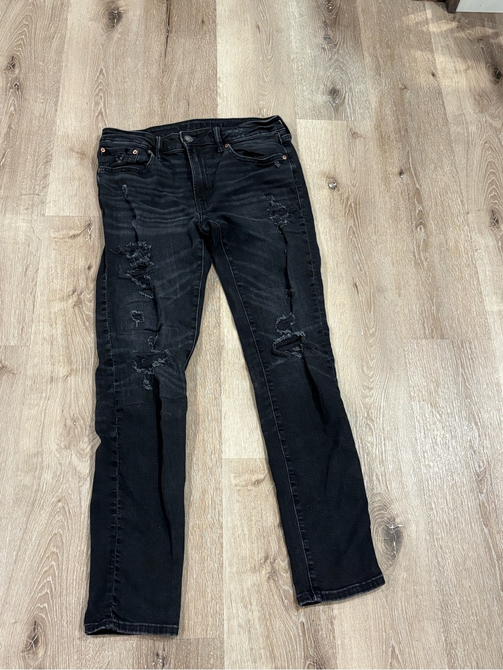34/34 American eagle men’s Black Distressed Slim straight Jeans